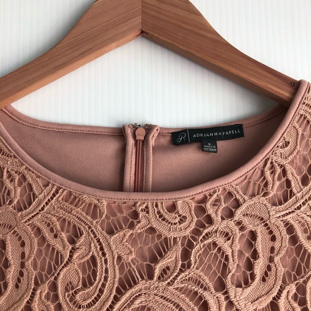 Adrianna Papell lace top 3/4 length sleeves - Picture 4 of 12